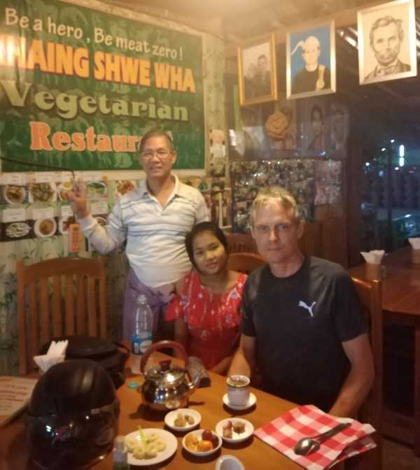 Khaing Shwe Wha Vegetarian Restaurant Bagan Myanmar-1
